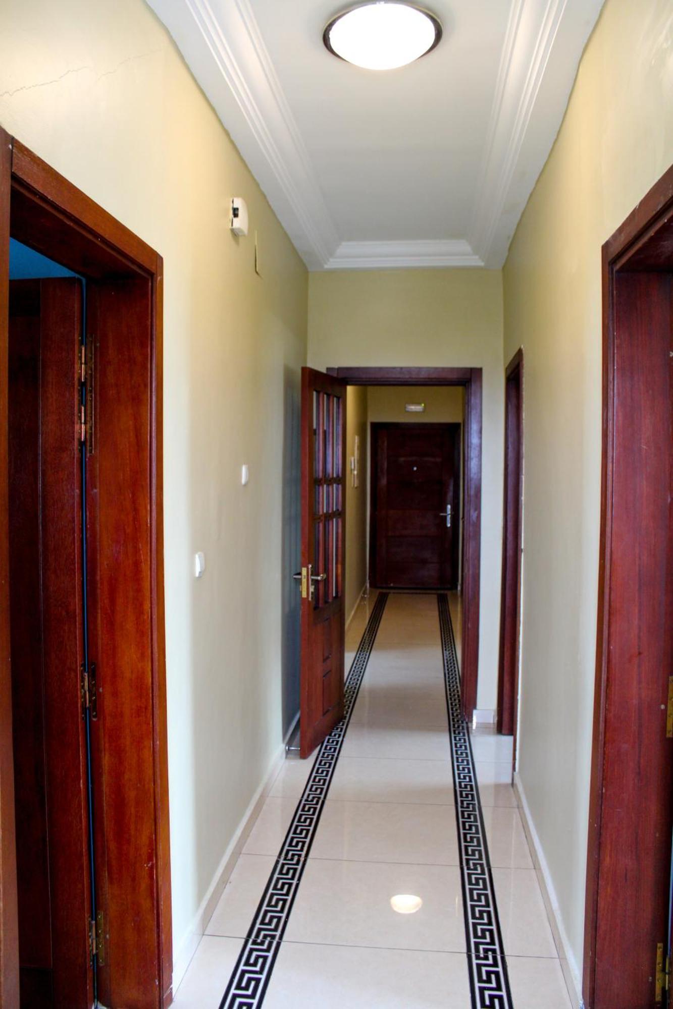 Residence Le Carat Bonapriso Douala Bagian luar foto