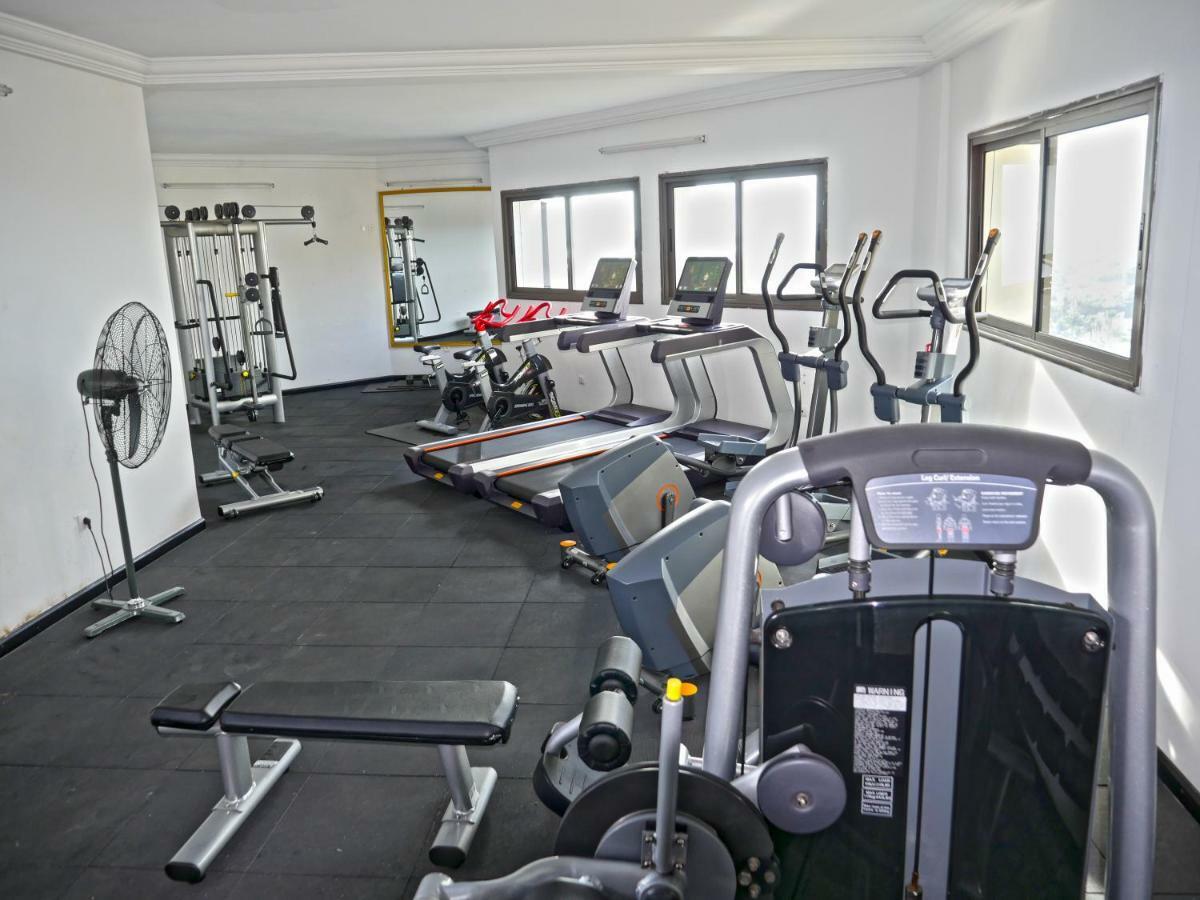 Residence Le Carat Bonapriso Douala Bagian luar foto